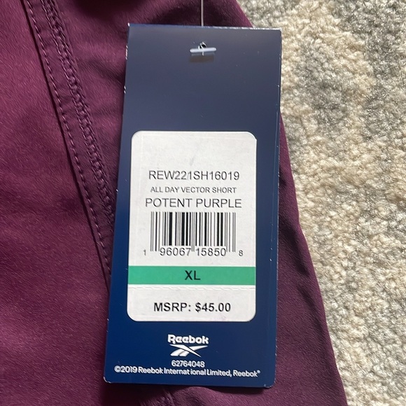 NWT Women’s Reebok Athletic Shorts - Picture 7 of 8